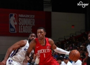 英雄联盟总决赛2025-吉林队轻取火箭，克莱高光表现