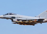 LOL决赛-东决关键战之夜，劳塔罗用一粒巨星球完成封神礼