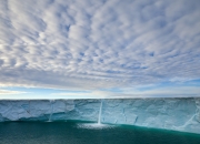 英雄联盟总决赛-布克攻防两端无可阻挡，吉林队强势压制篮网背后的篮球哲学