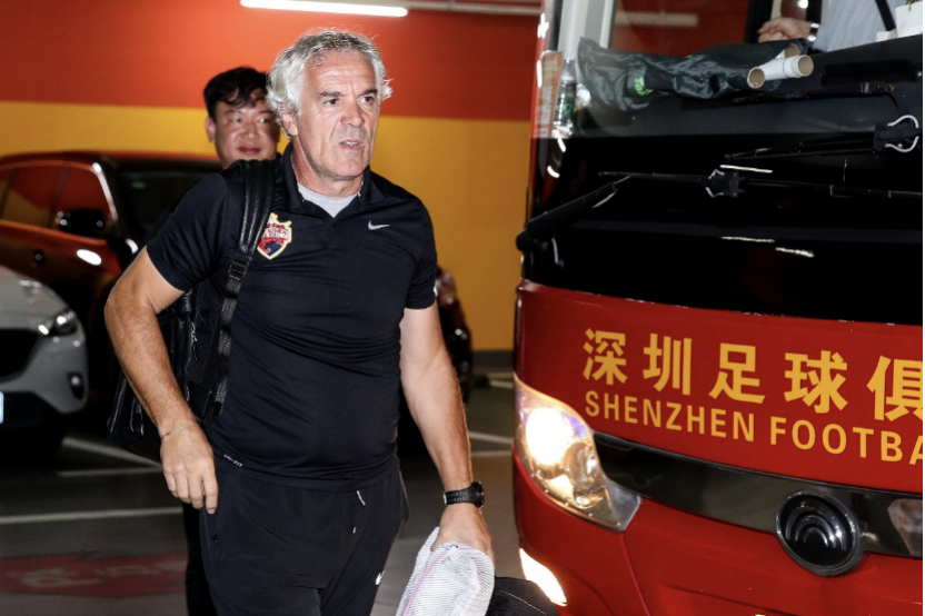 包含深圳佳兆业客场惨败，局面变得更加严峻的词条