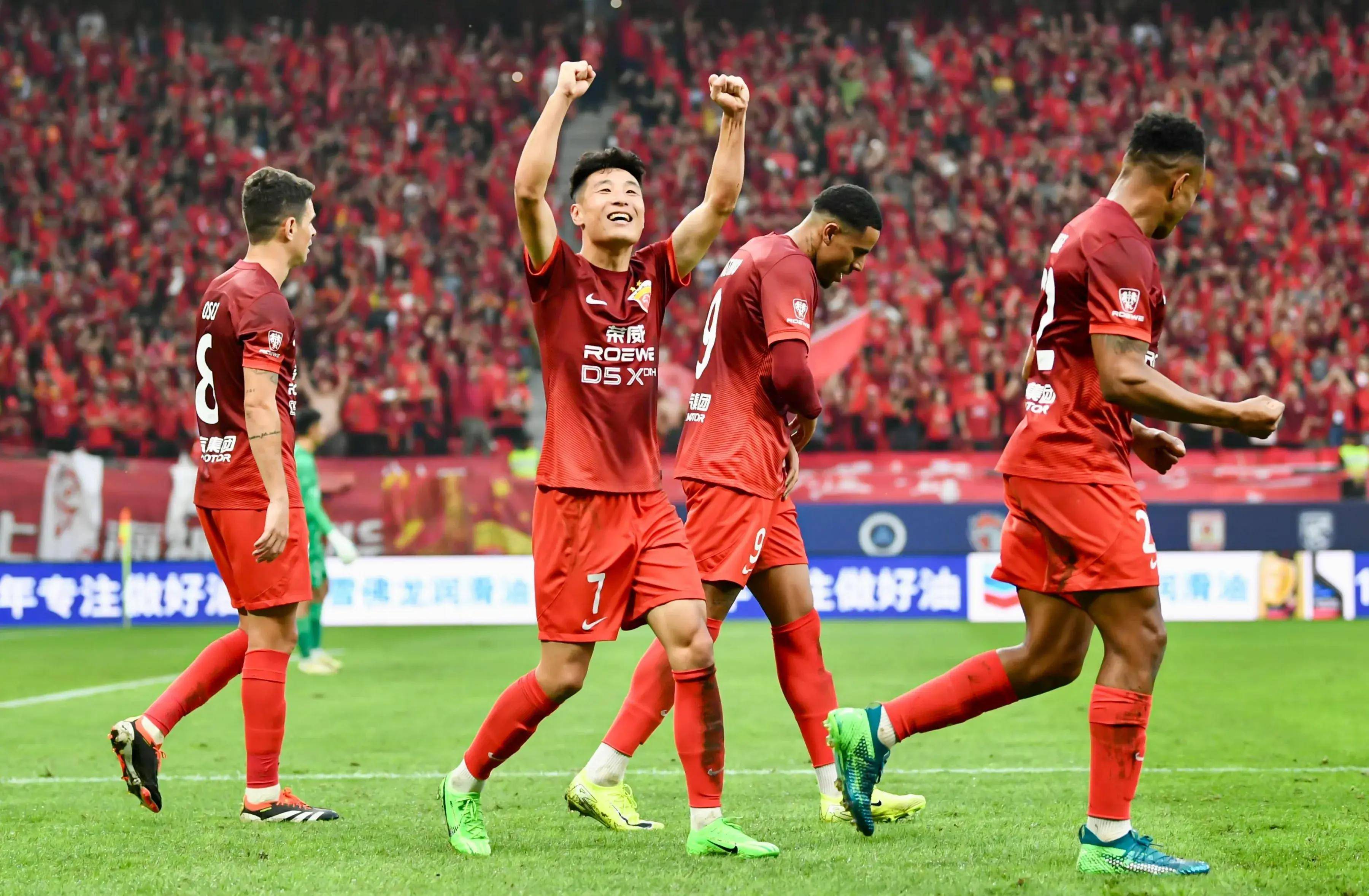 本土球队冲击亚冠杯的高光时刻 本土球队冲击亚冠杯的高光时刻