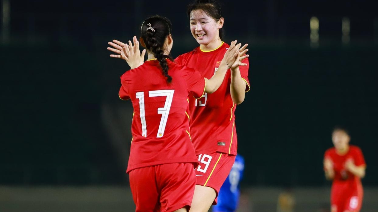 无泪的中国队只是女足短暂尝败的简单介绍