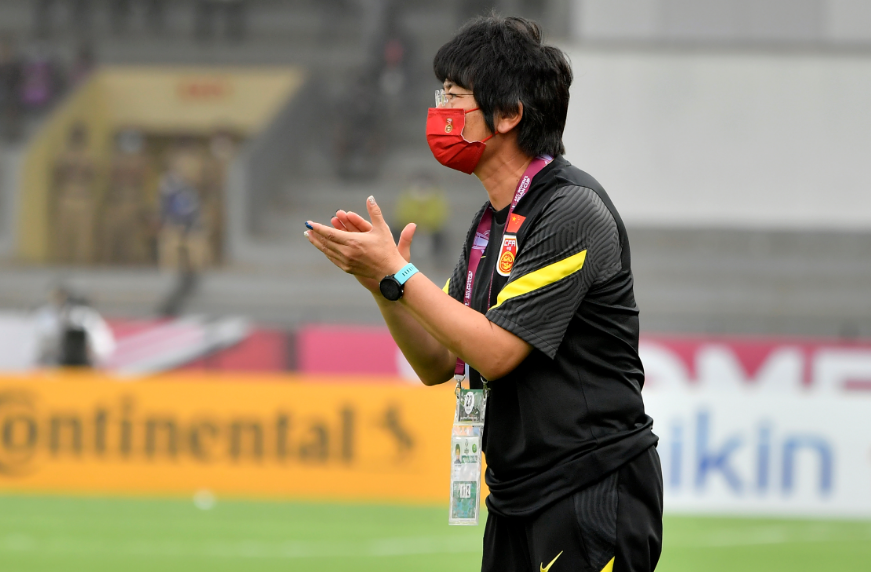 莲花队双杀对手，力压对手晋级