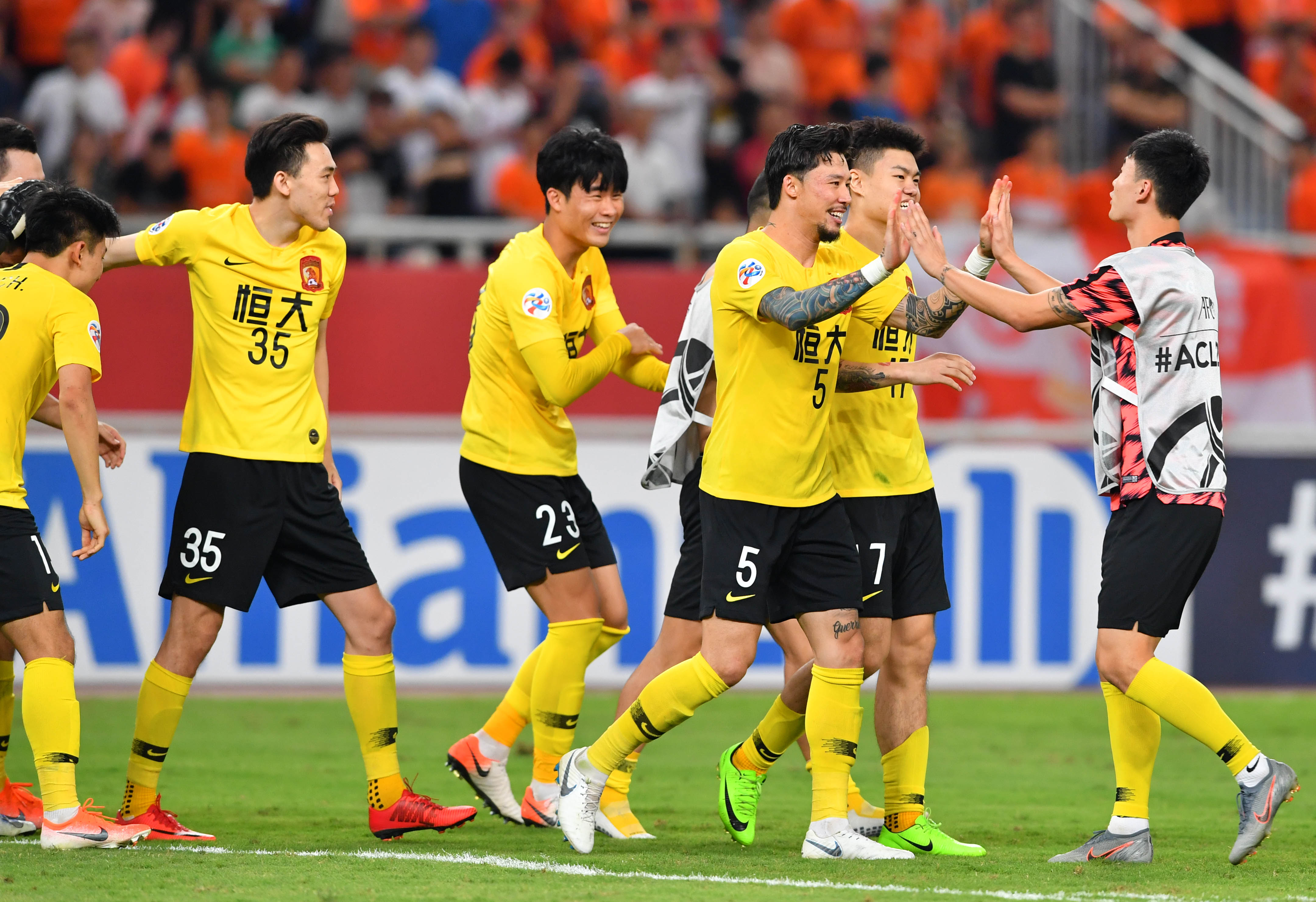 包含广州恒大备战亚冠赛事,追求辉煌的词条 包含广州恒大备战亚冠赛事,追求辉煌的词条