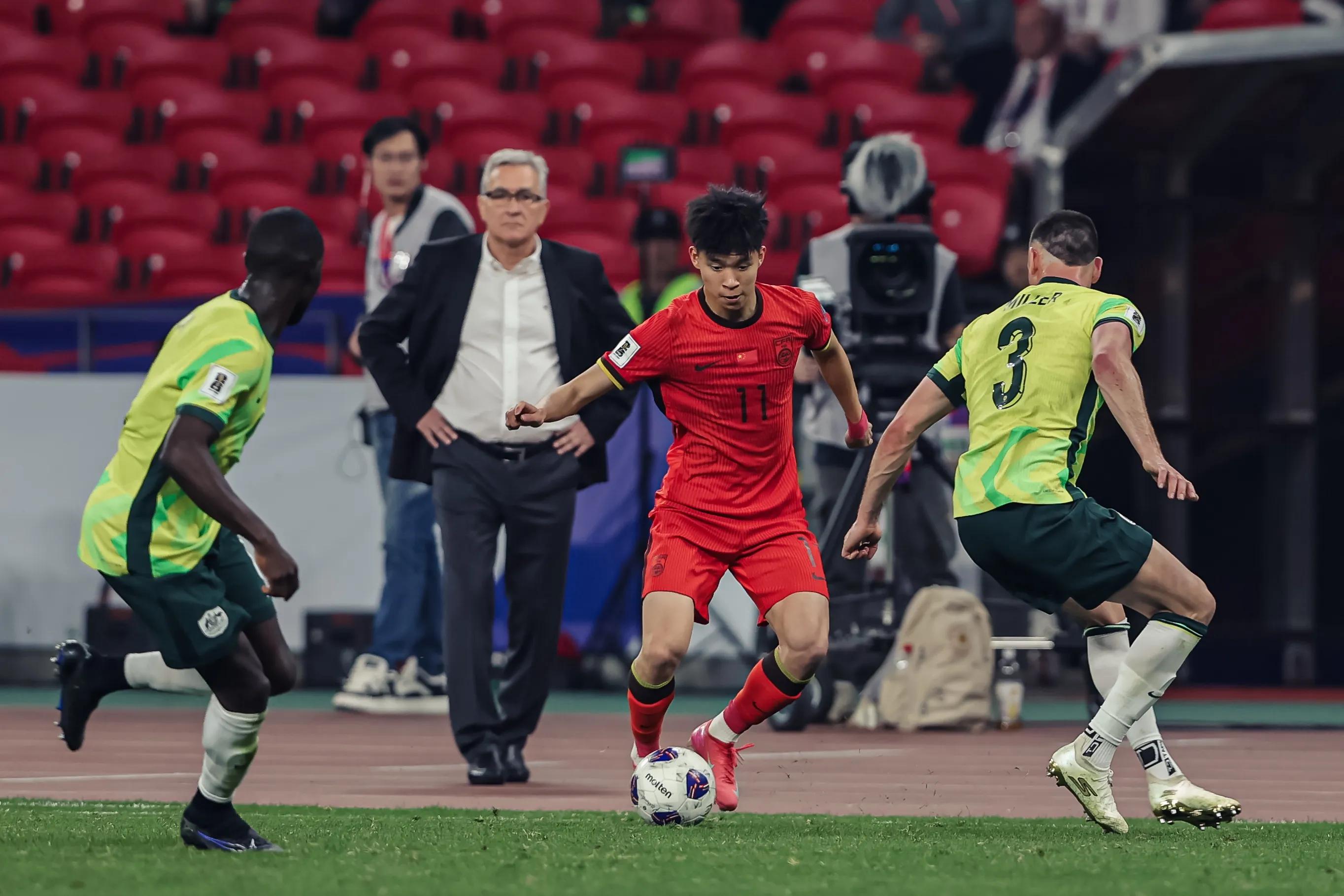 包含史上最辉煌的表现！中国球队成功晋级下一轮比赛的词条