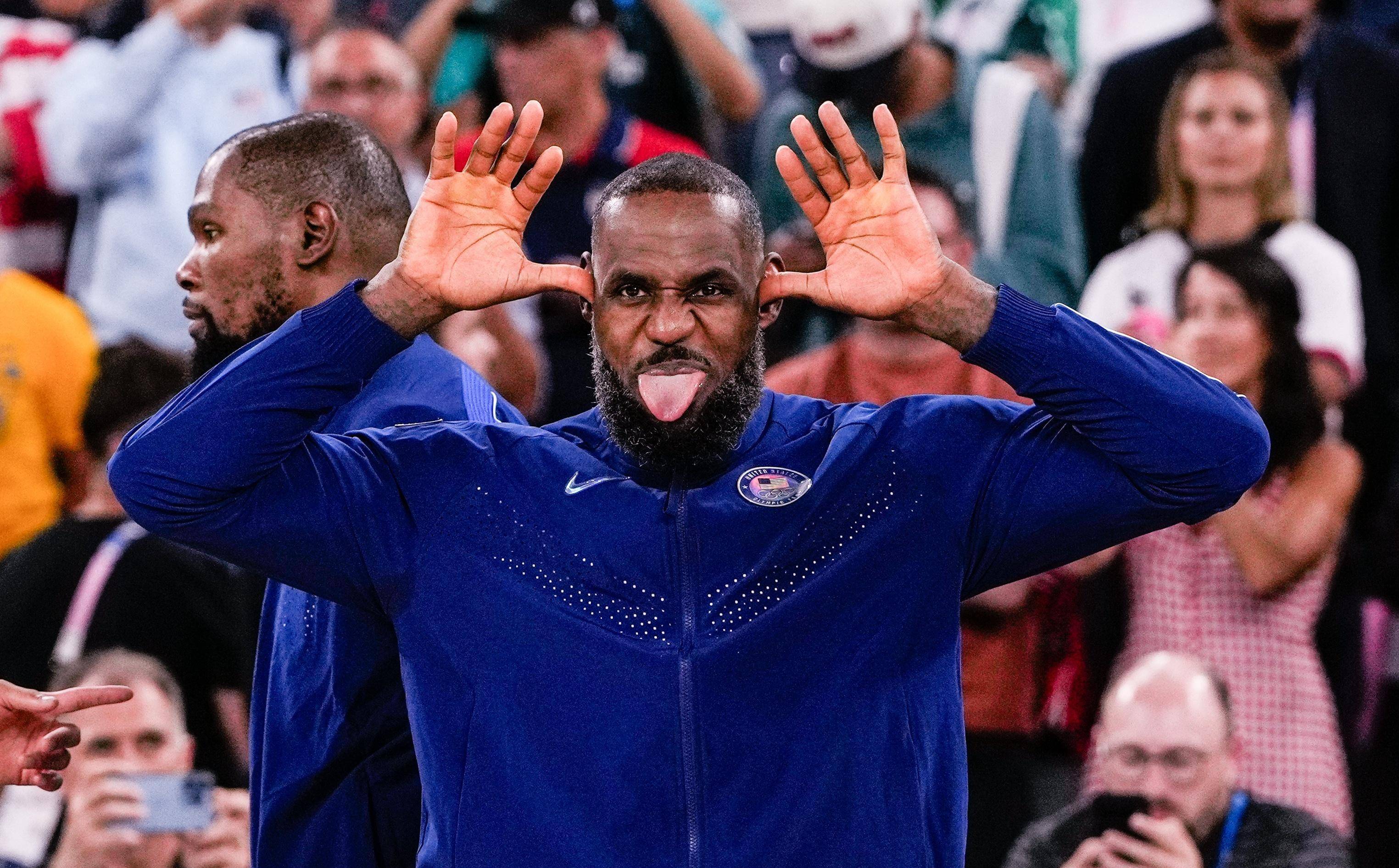 包含NBA2K选手发挥出色,荣膺最佳MVP的词条 包含NBA2K选手发挥出色,荣膺最佳MVP的词条