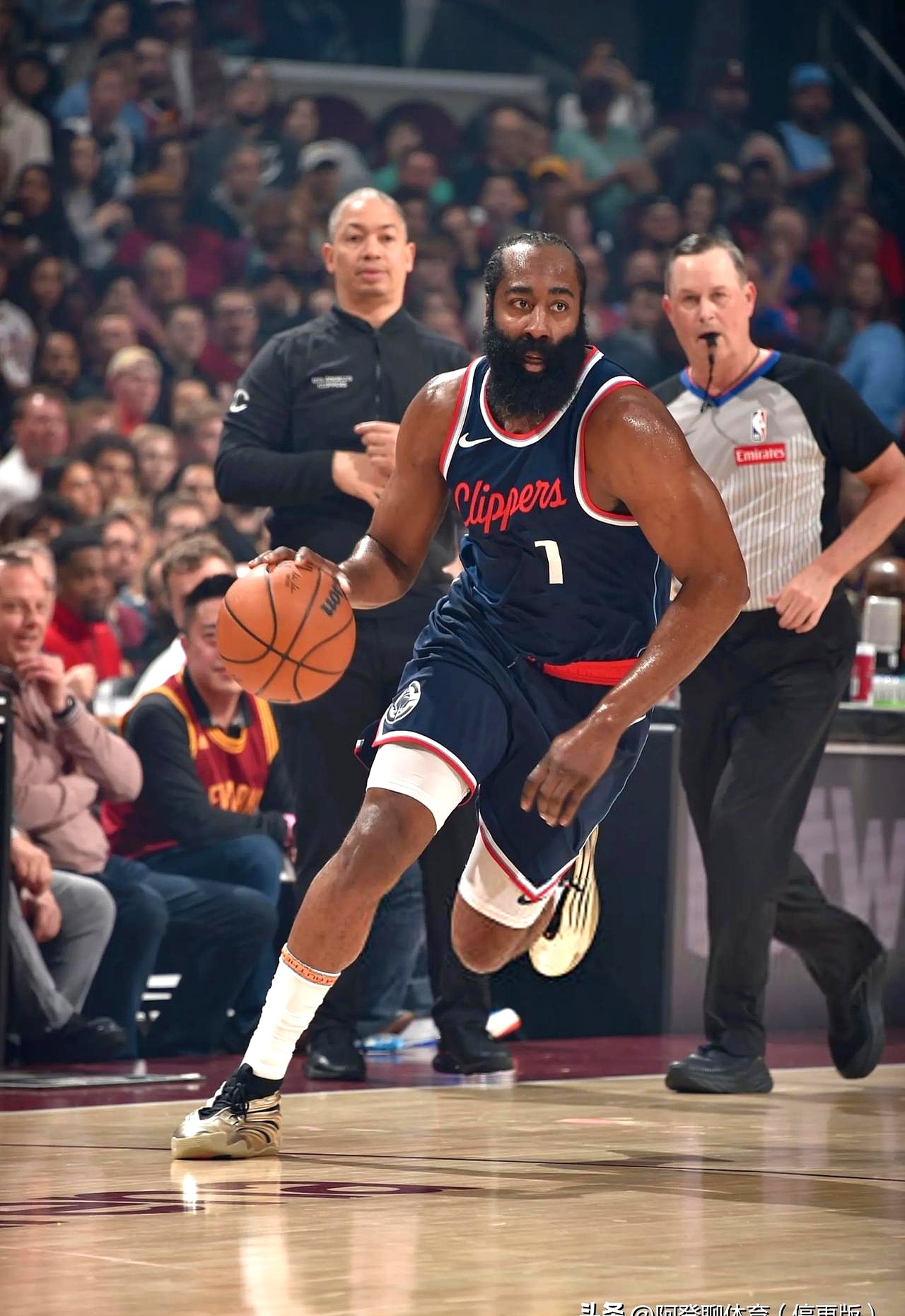 快船横扫火箭,周琦关键制胜 快船横扫火箭,周琦关键制胜