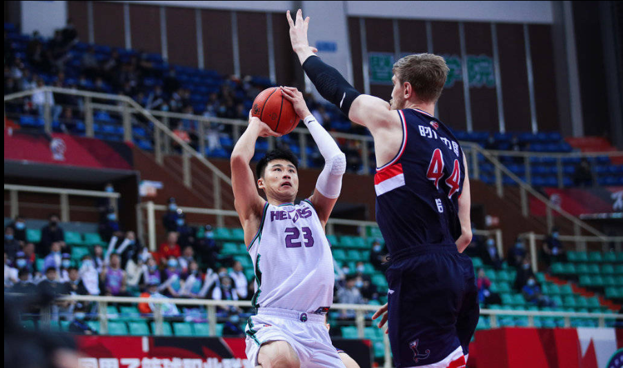 鹈鹕逆转天津队,陶汉林惊艳四座 鹈鹕逆转天津队,陶汉林惊艳四座