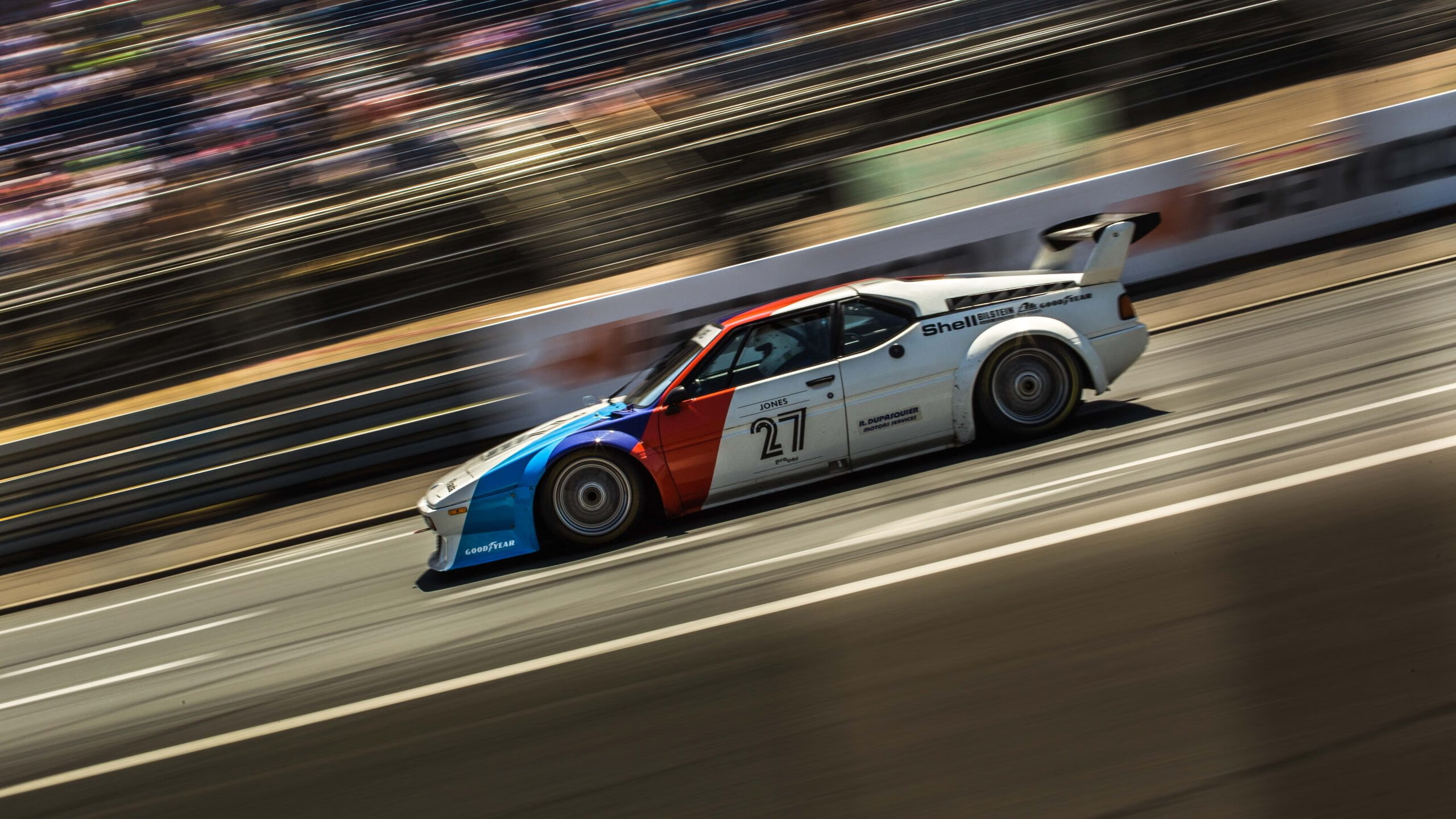 驯狮记，格子军如何用东方智慧瓦解三狮军团的现代足球